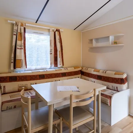 Mobilhome La Truffiere Holiday home *