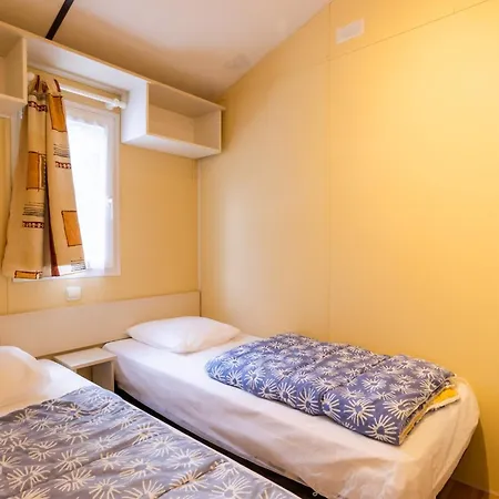 Mobilhome La Truffiere Holiday home *